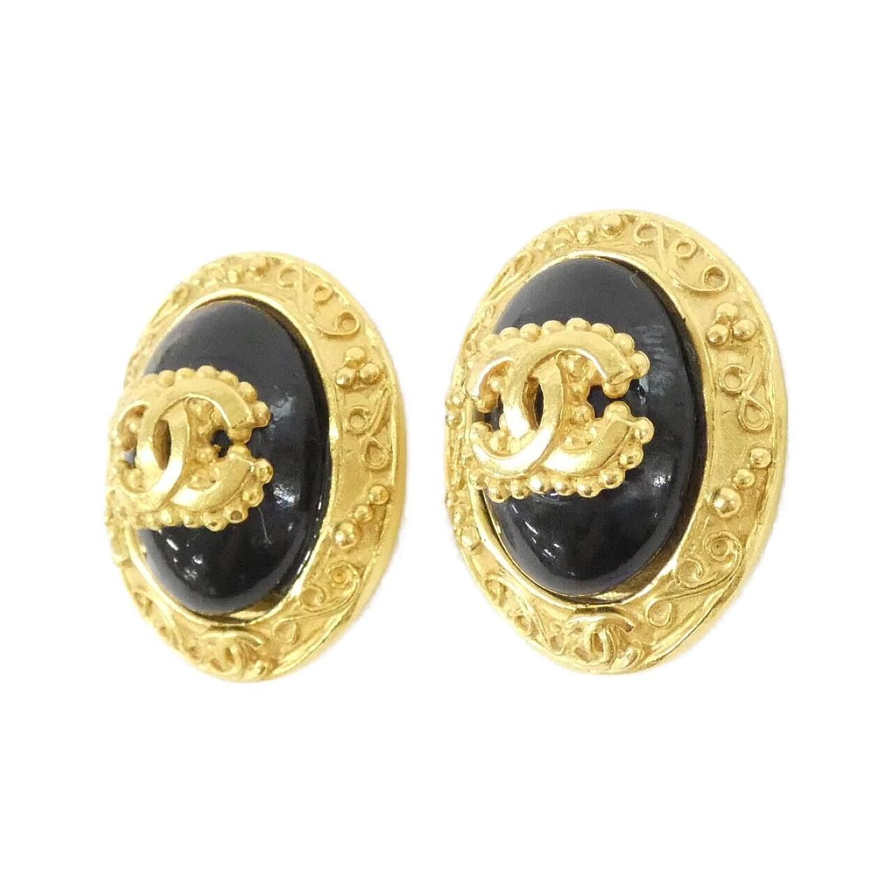 Chanel Vintage Earrings Gold — view 2