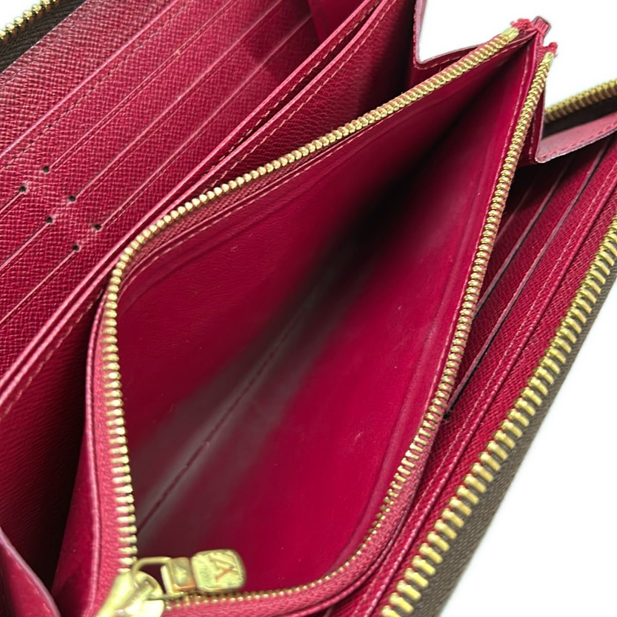 Louis Vuitton Wallet Monogram Zippy Fuchsia — view 4