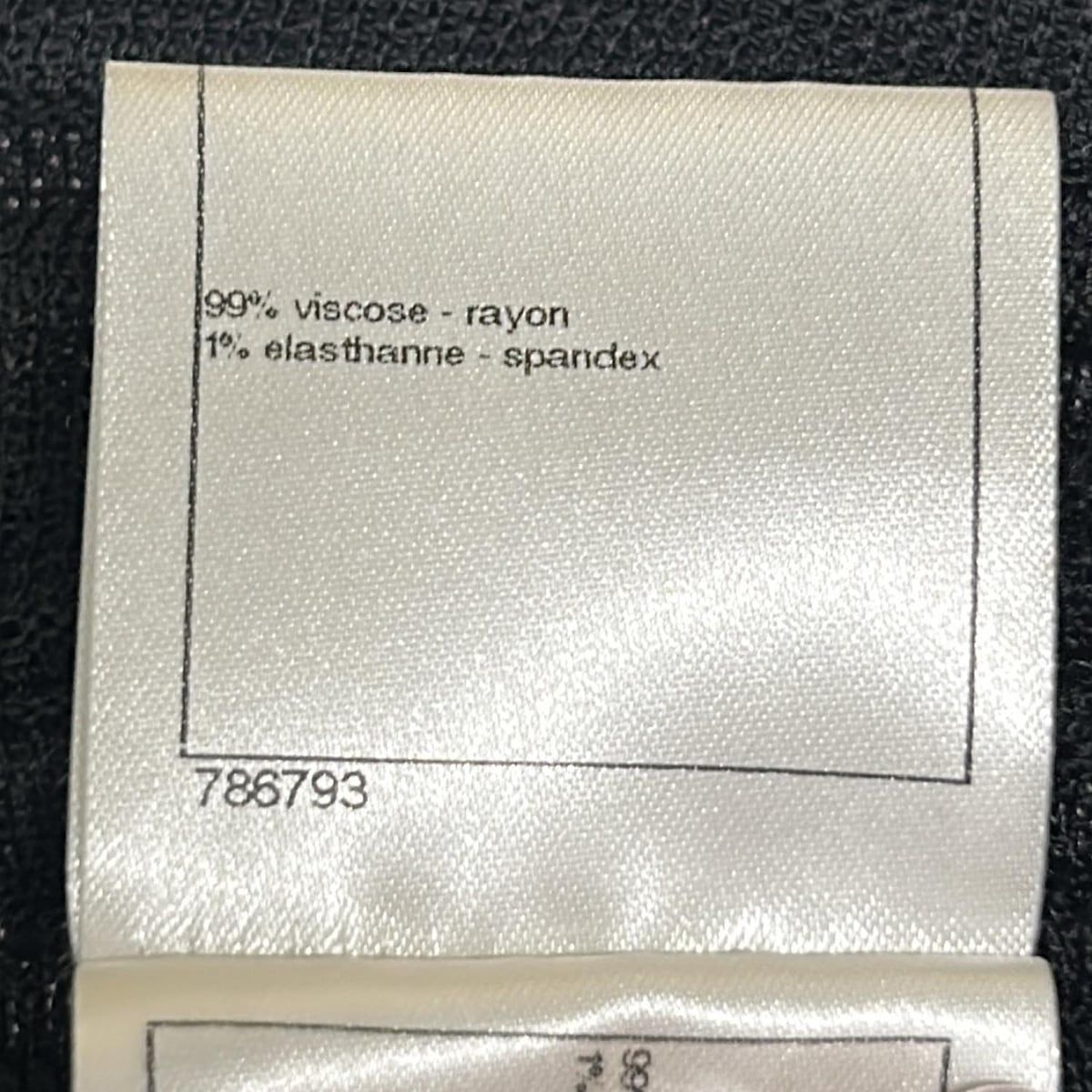 Chanel Cardigan 38 M Black Long Sleeve — view 4