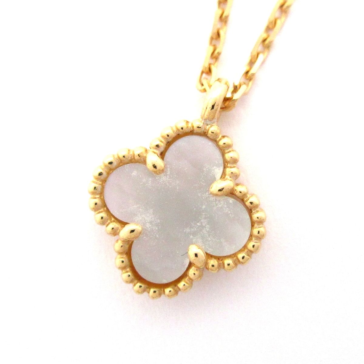 Van Cleef & Arpels Necklace Sweet Alhambra 18k Yellow Gold Mother of Pearl