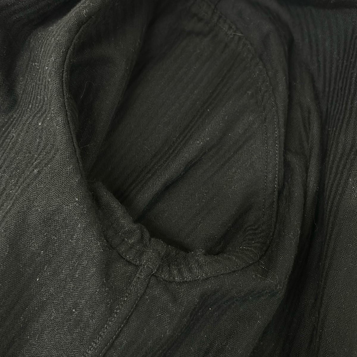 Louis Vuitton Long Sleeve Shirt L Mpu Black Long Corduroy LV Logo Rhinestone — view 9