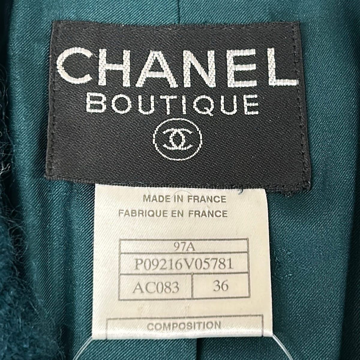 Chanel Jacket 36 S Green Long Sleeve Winter Autumn Shoulder Pad Wool — view 3