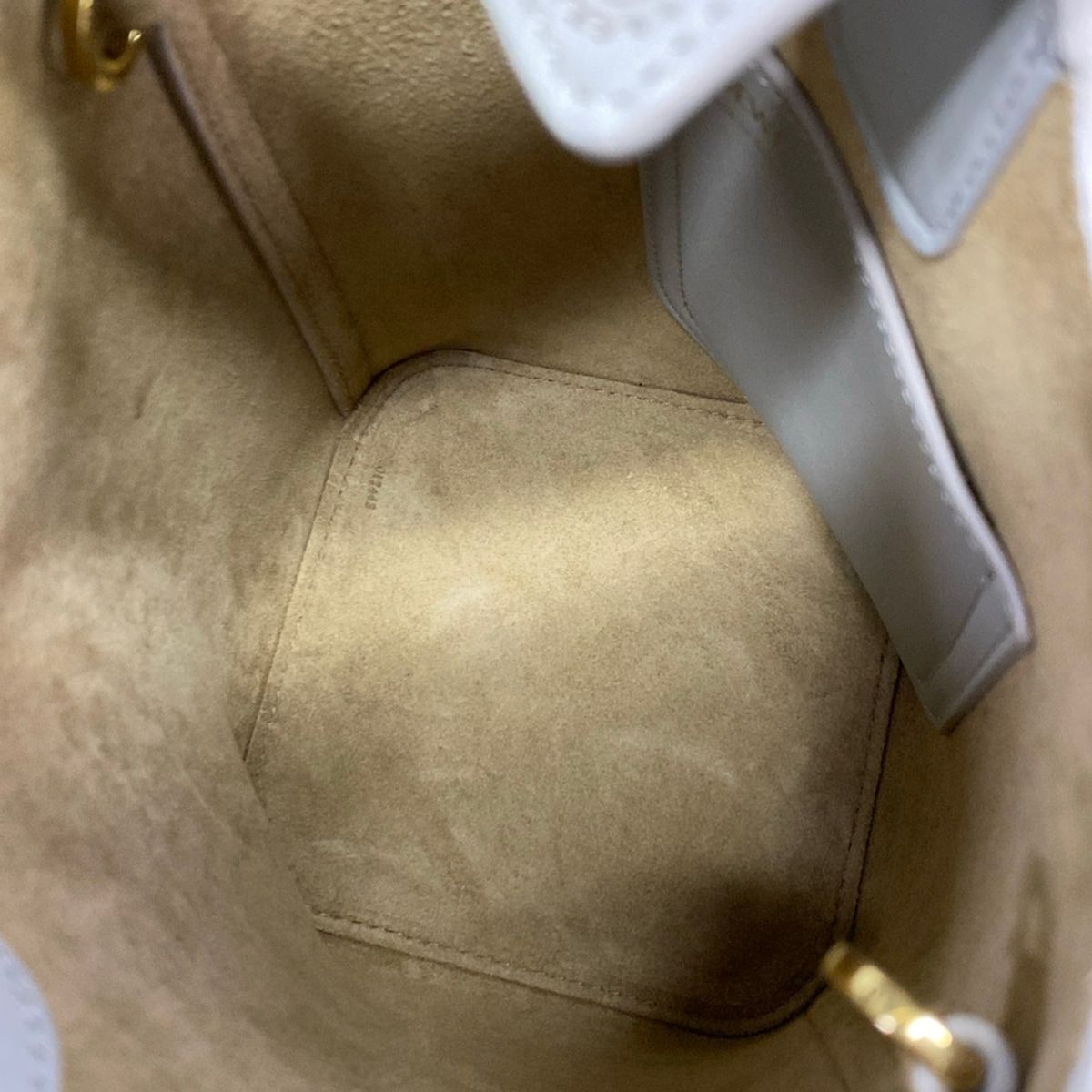 Loewe Pebble Bucket Bag Mini Shell Gray — view 7