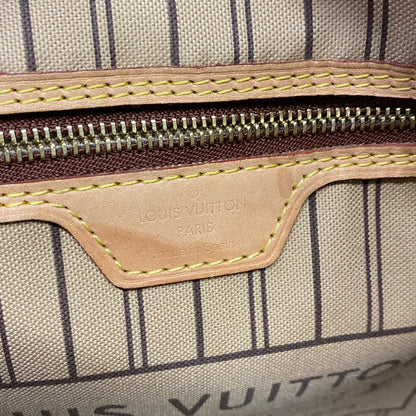 Louis Vuitton Tote Monogram Neverfull MM Beige — view 8