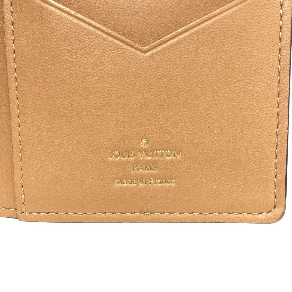 Louis Vuitton Vertical Wallet Taurillon Leather — view 7
