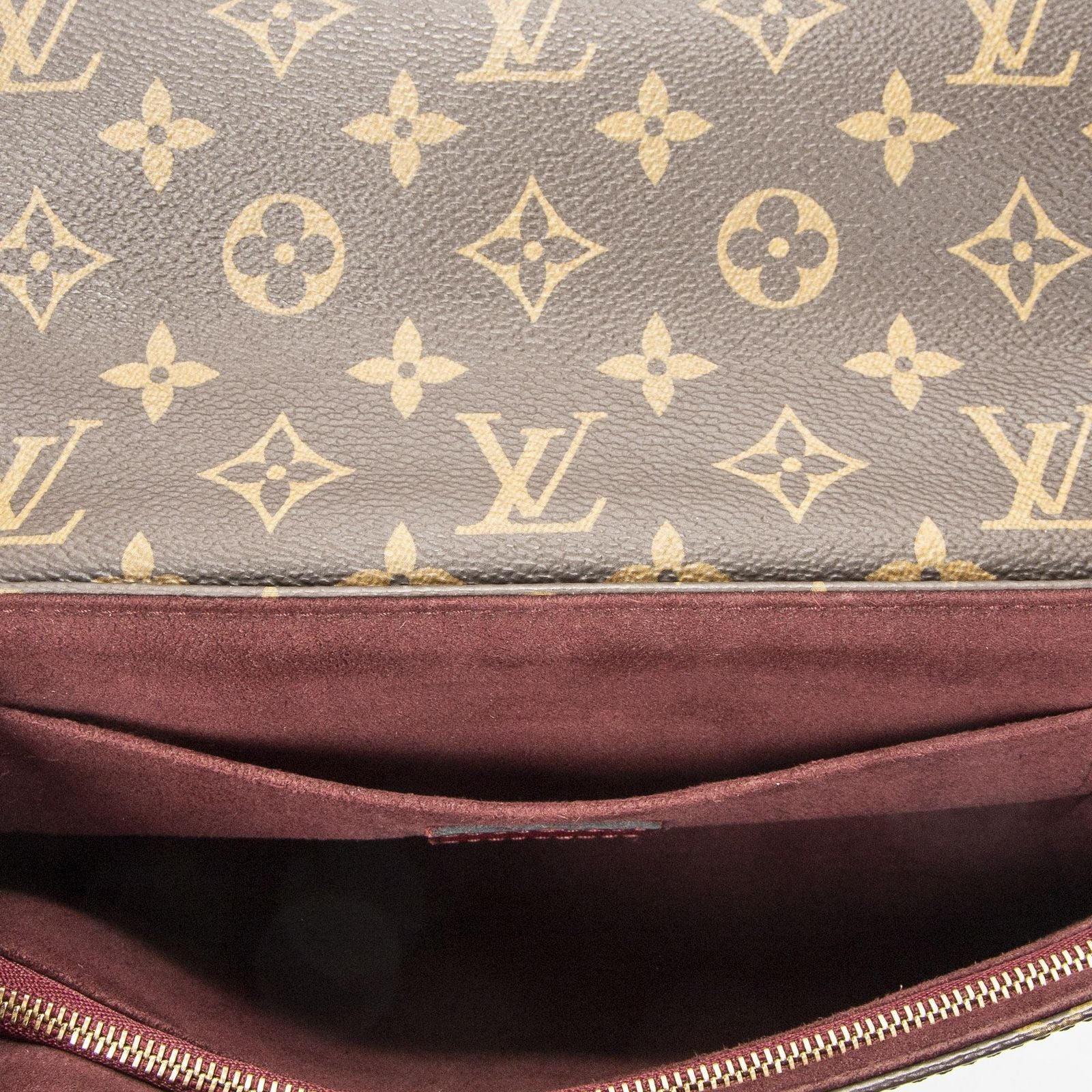 Louis Vuitton Saint Placide Brown Monogram Canvas Messenger — view 9