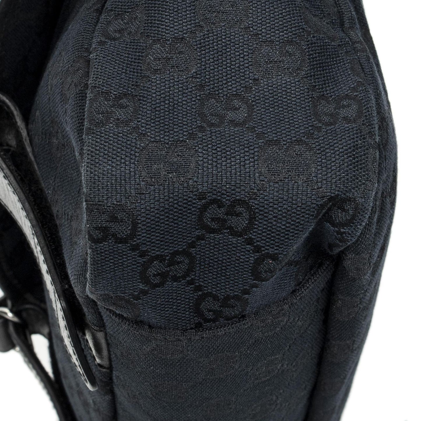 Gucci Flap Messenger Black GG Canvas — view 8