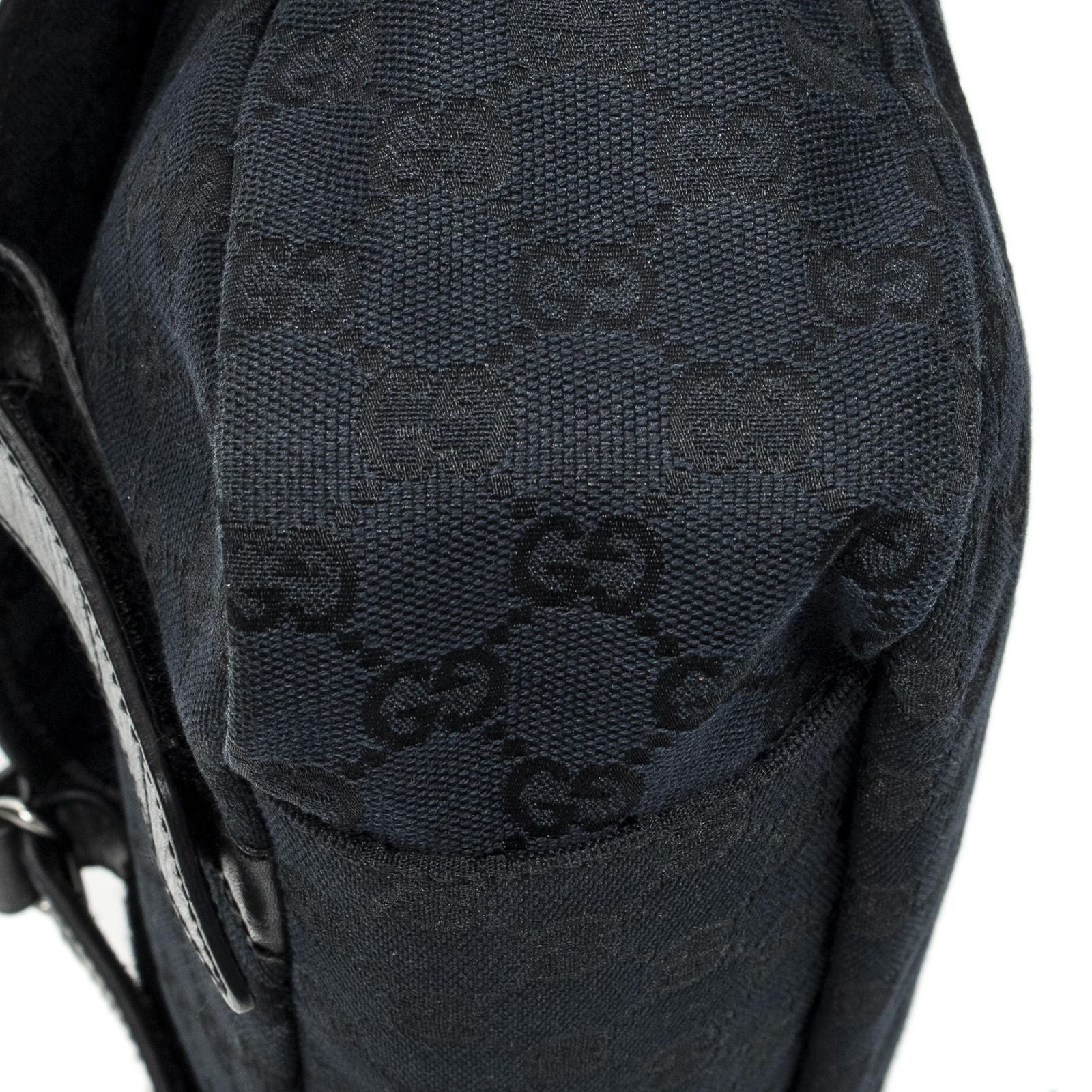 Gucci Flap Messenger Black GG Canvas — view 8