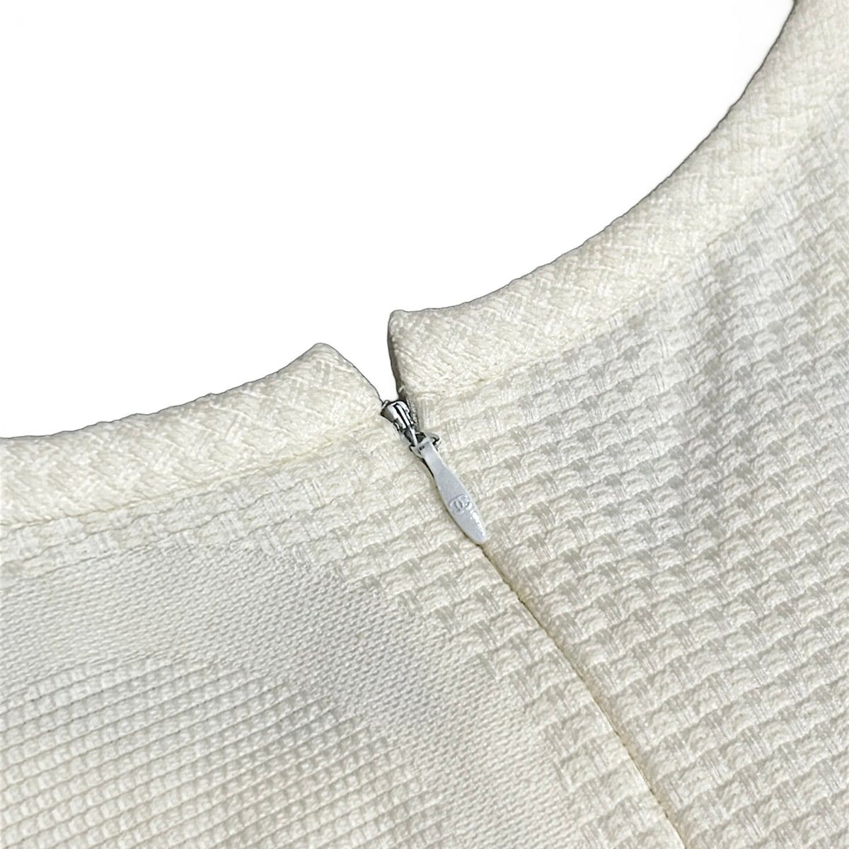 Chanel Dress 36 S Sports Line White Sleeveless Mini CC Logo Camellia Cotton — view 8