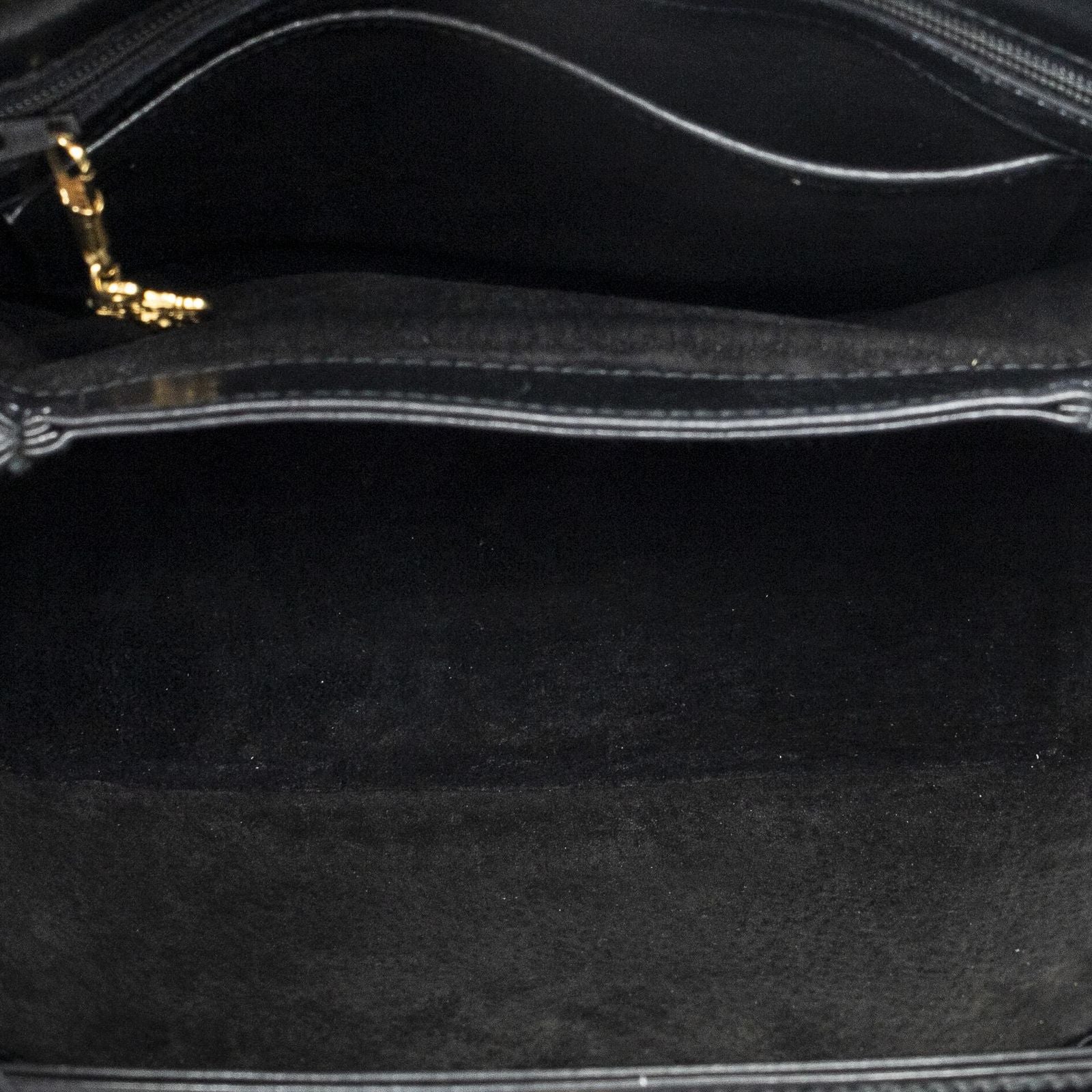 Gucci Vintage Flap Top Handle Black Smooth Calfskin — view 9