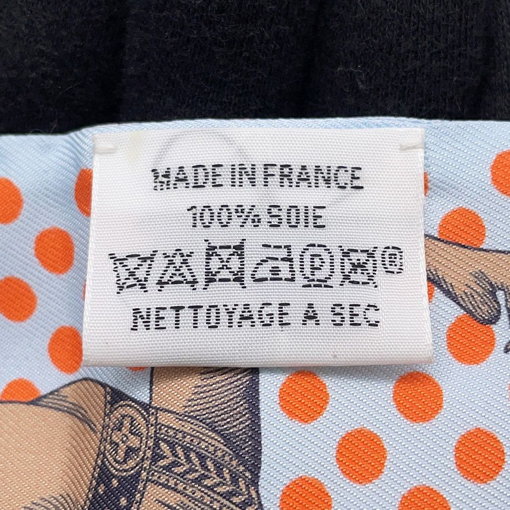 Hermes Scarf Twilly Courte Cavalier Anne Form en Formes Studs — view 7