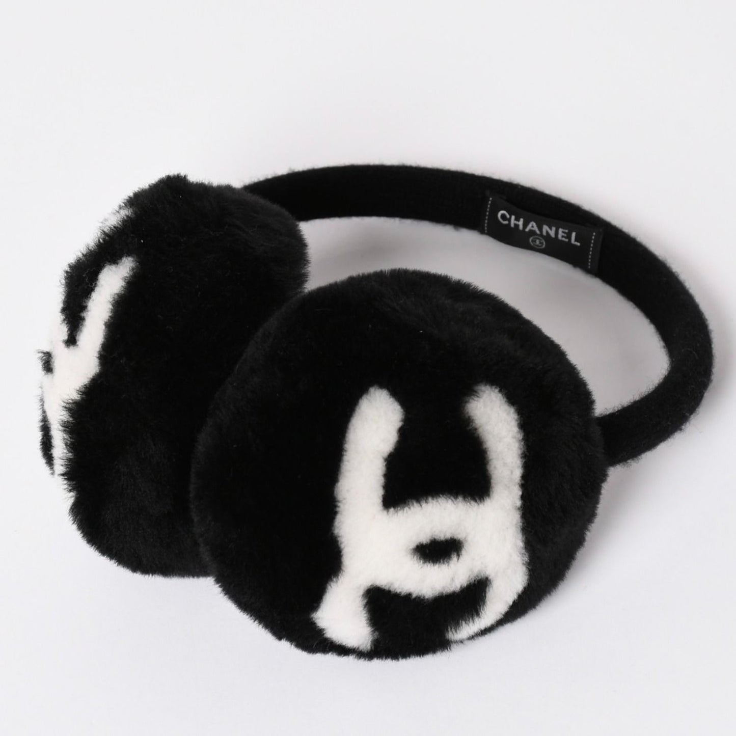 Chanel Coco Neige Ear Muffs CC Logo Shearling Black White — view 2