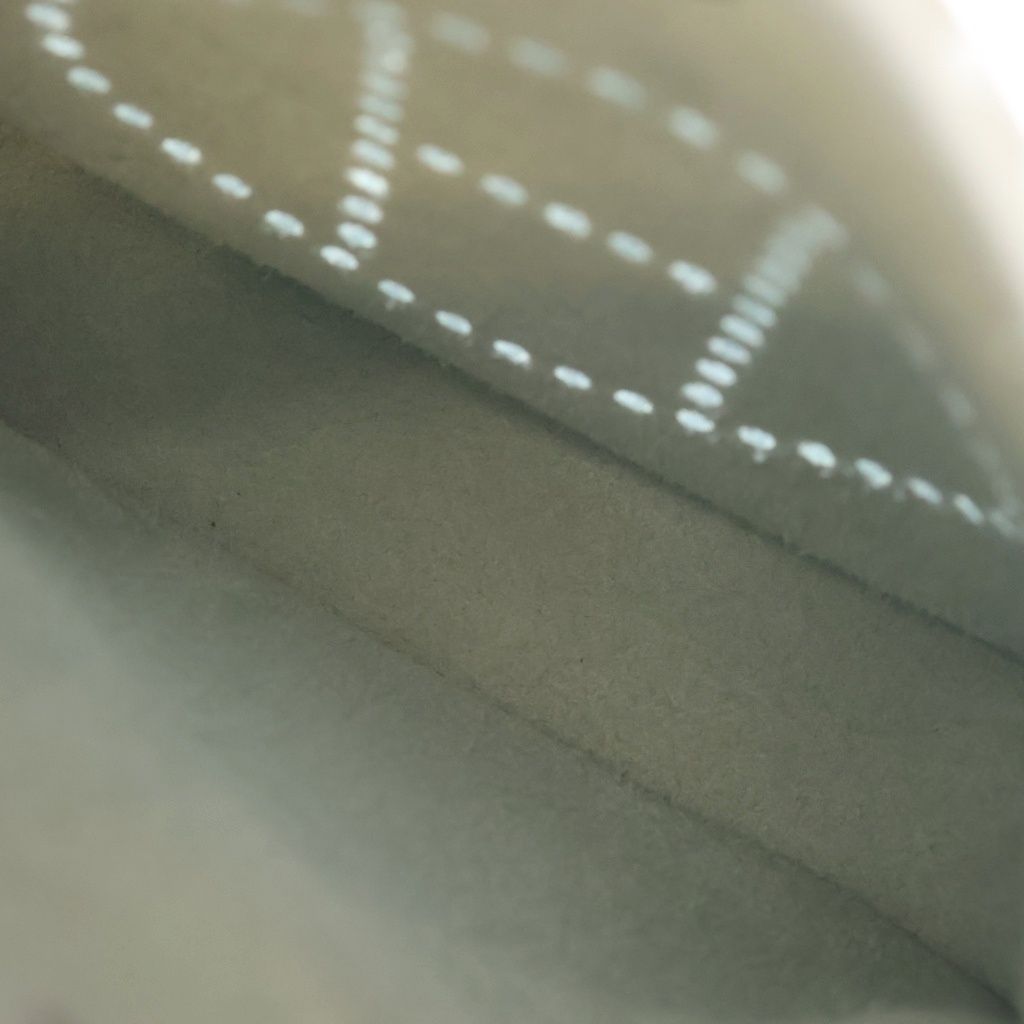 Hermes Evelyne Taurillon Clemence Silver Light Gray Handbag — view 5