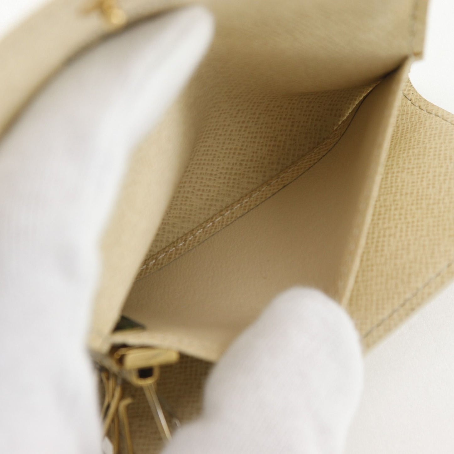 Louis Vuitton Multicles 6 Damier Azur Canvas Key Case Key Holder — view 6