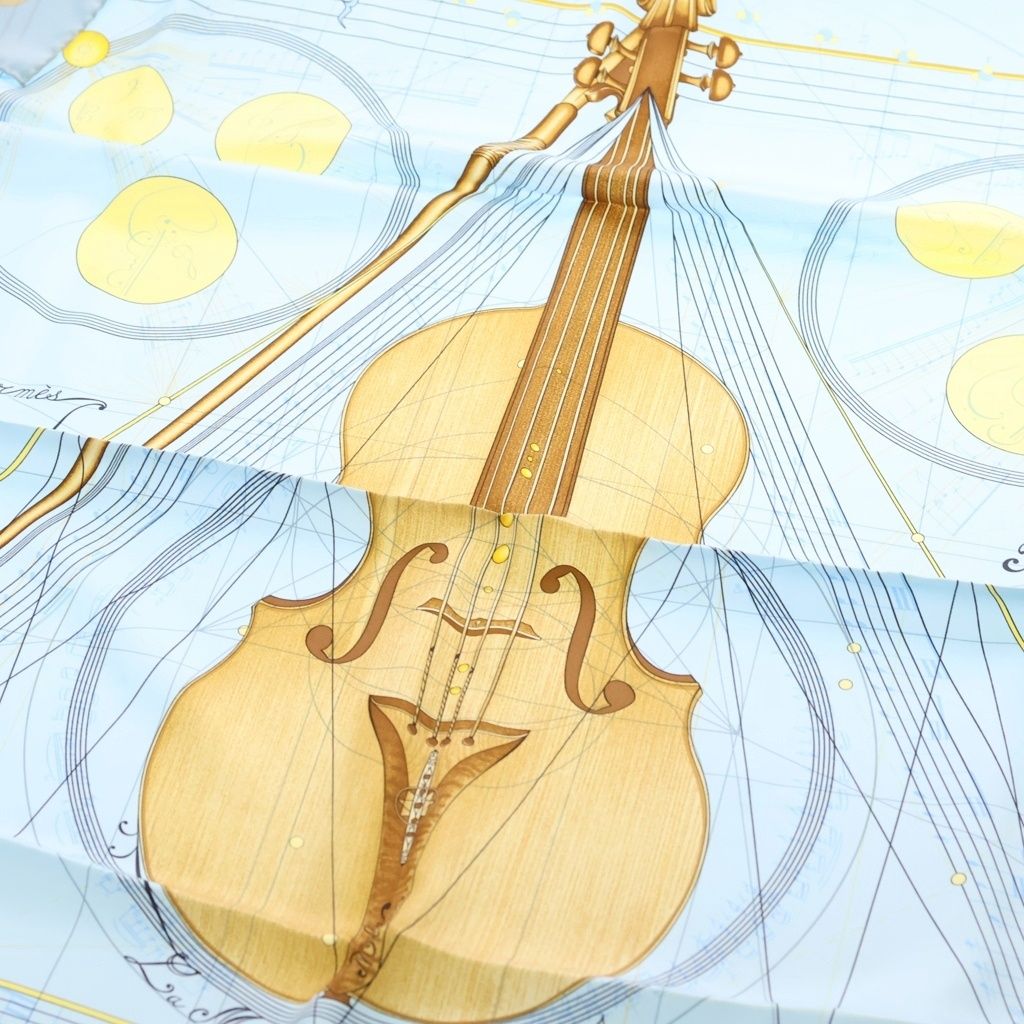 Hermes Carre 90 la Musique Des Spheres Music Played by Silk Scar Flight Blue — view 5