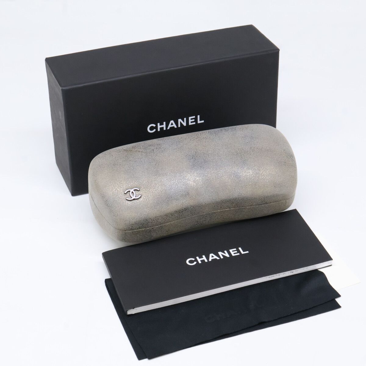 Chanel S8 CC Logo Imitation Pearl Eyewear — view 8