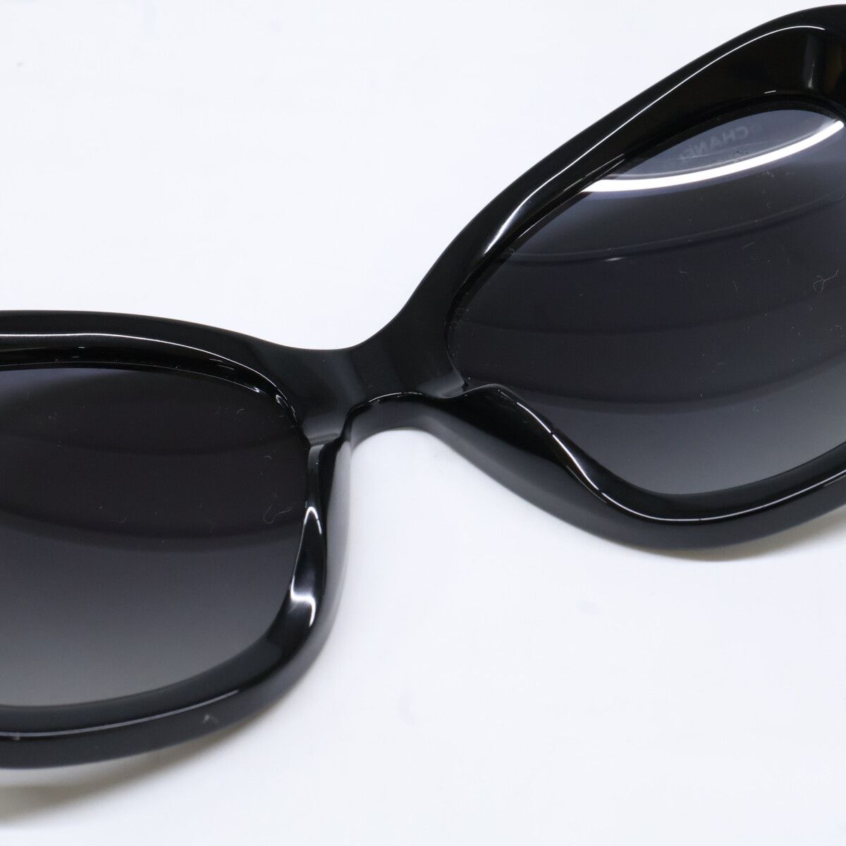 Chanel S8 CC Logo Imitation Pearl Eyewear — view 7