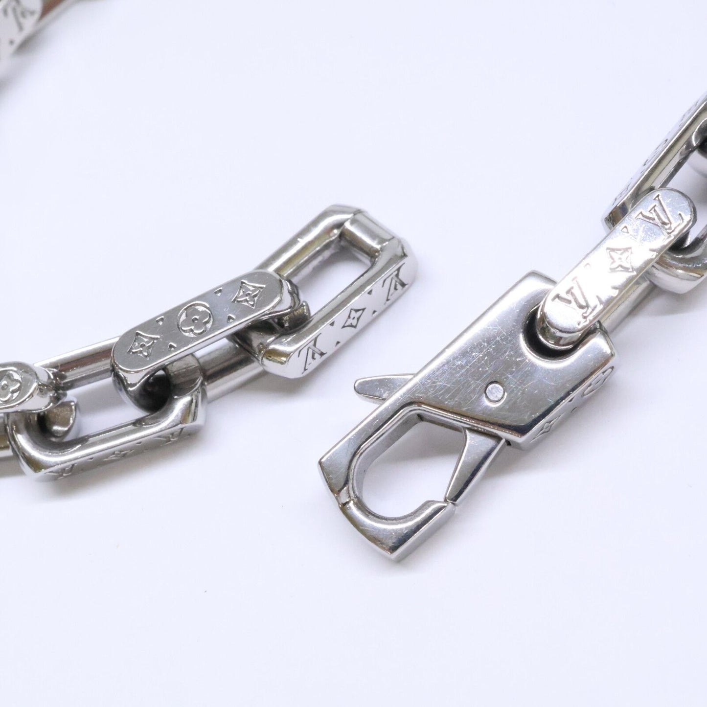 Louis Vuitton Mini Monogram Chain Bracelet — view 5