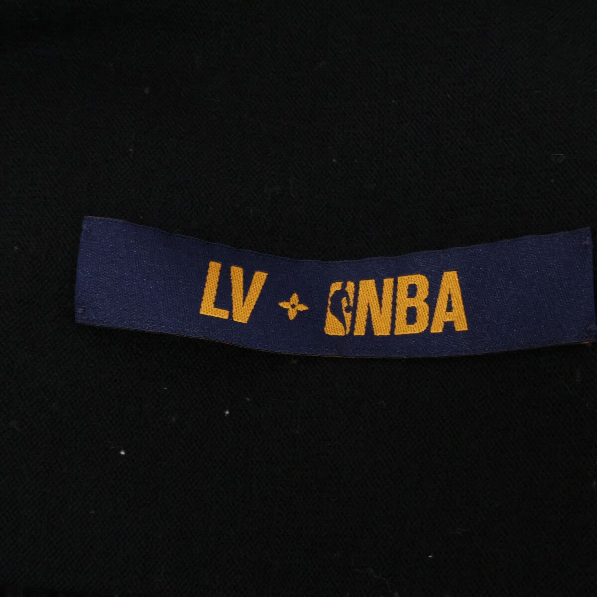 Louis Vuitton Zno Giant Monogram Logo Cardigan XS — view 6