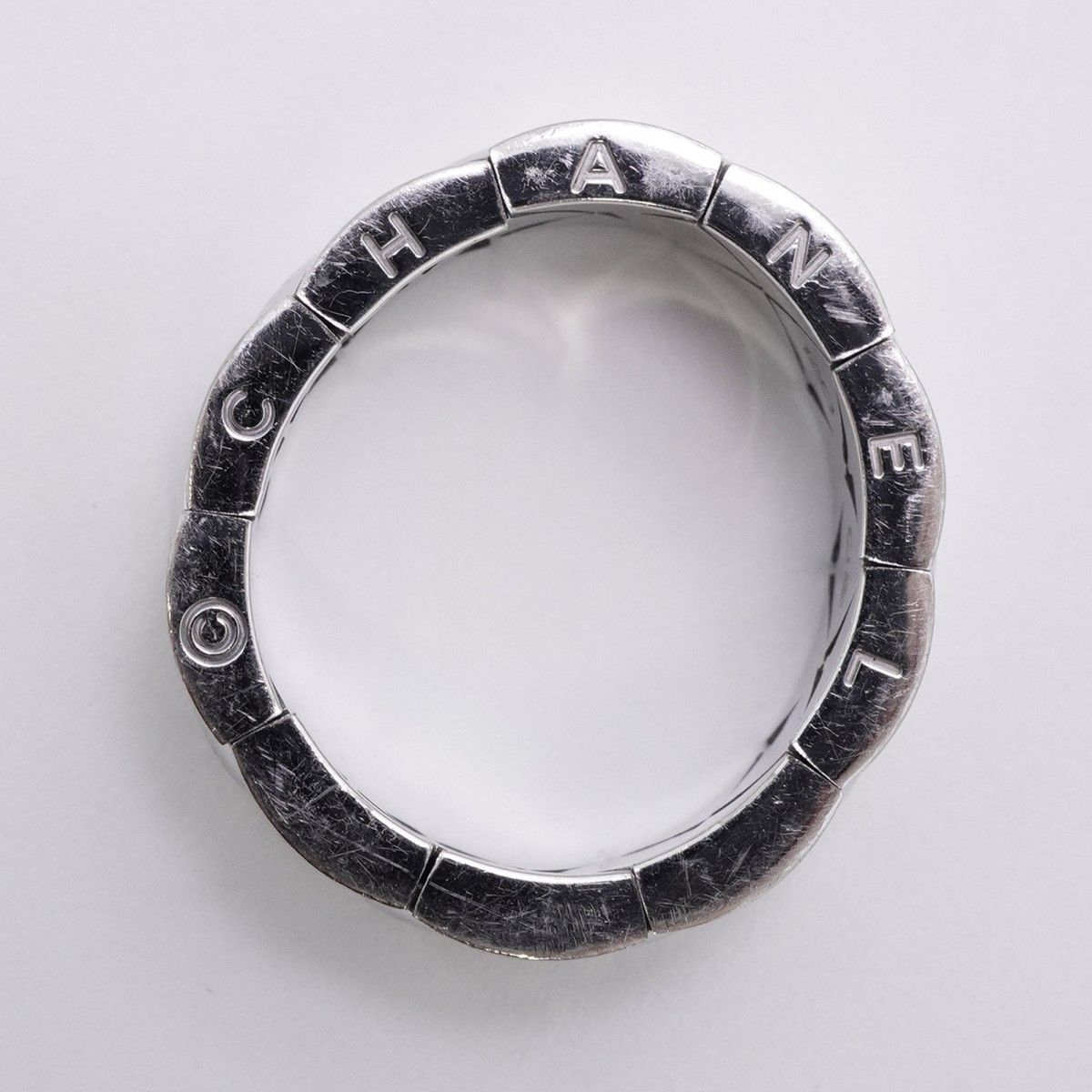 Chanel Ring Quilted 18k White Gold — view 4