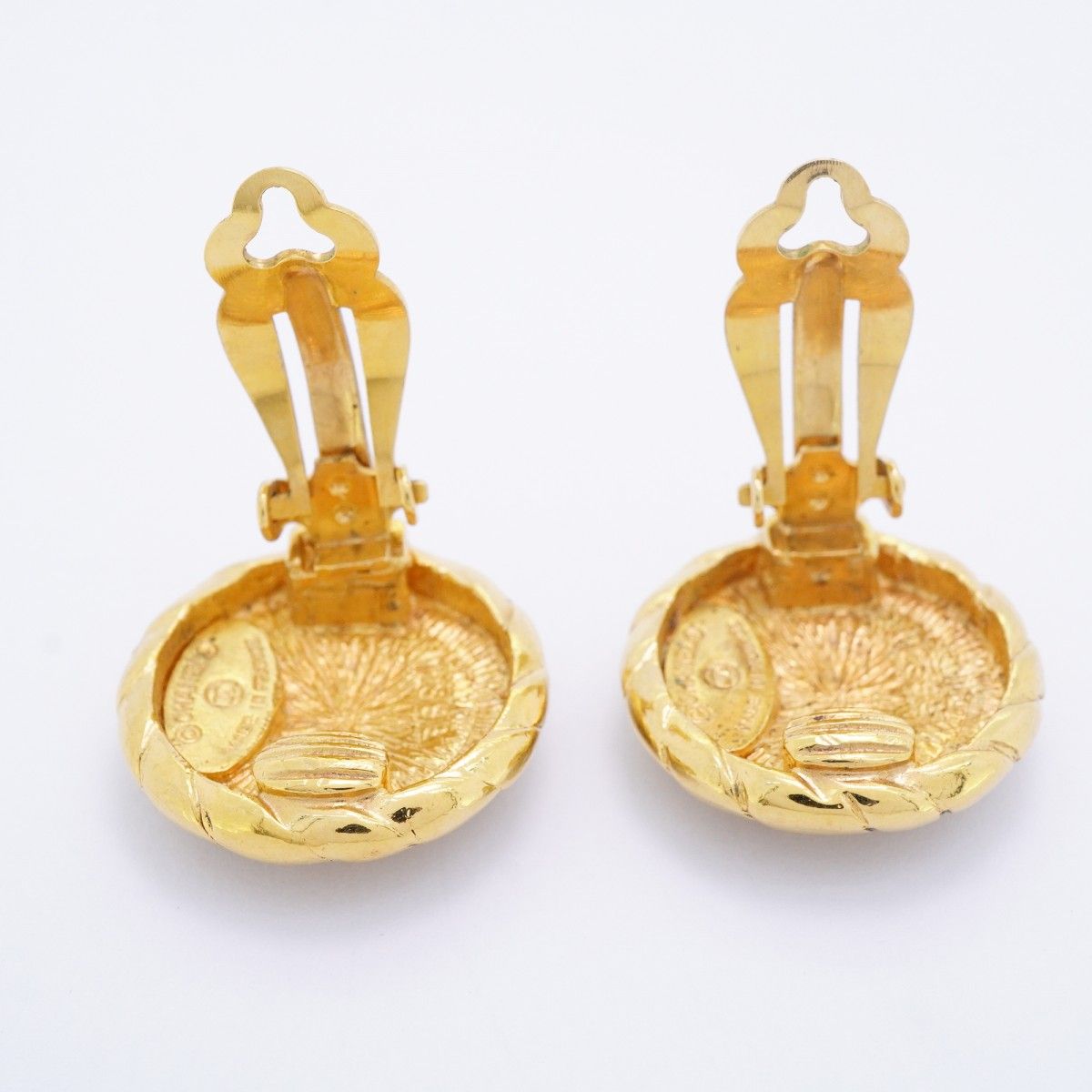 Chanel Earrings Vintage CC Logo Round — view 8