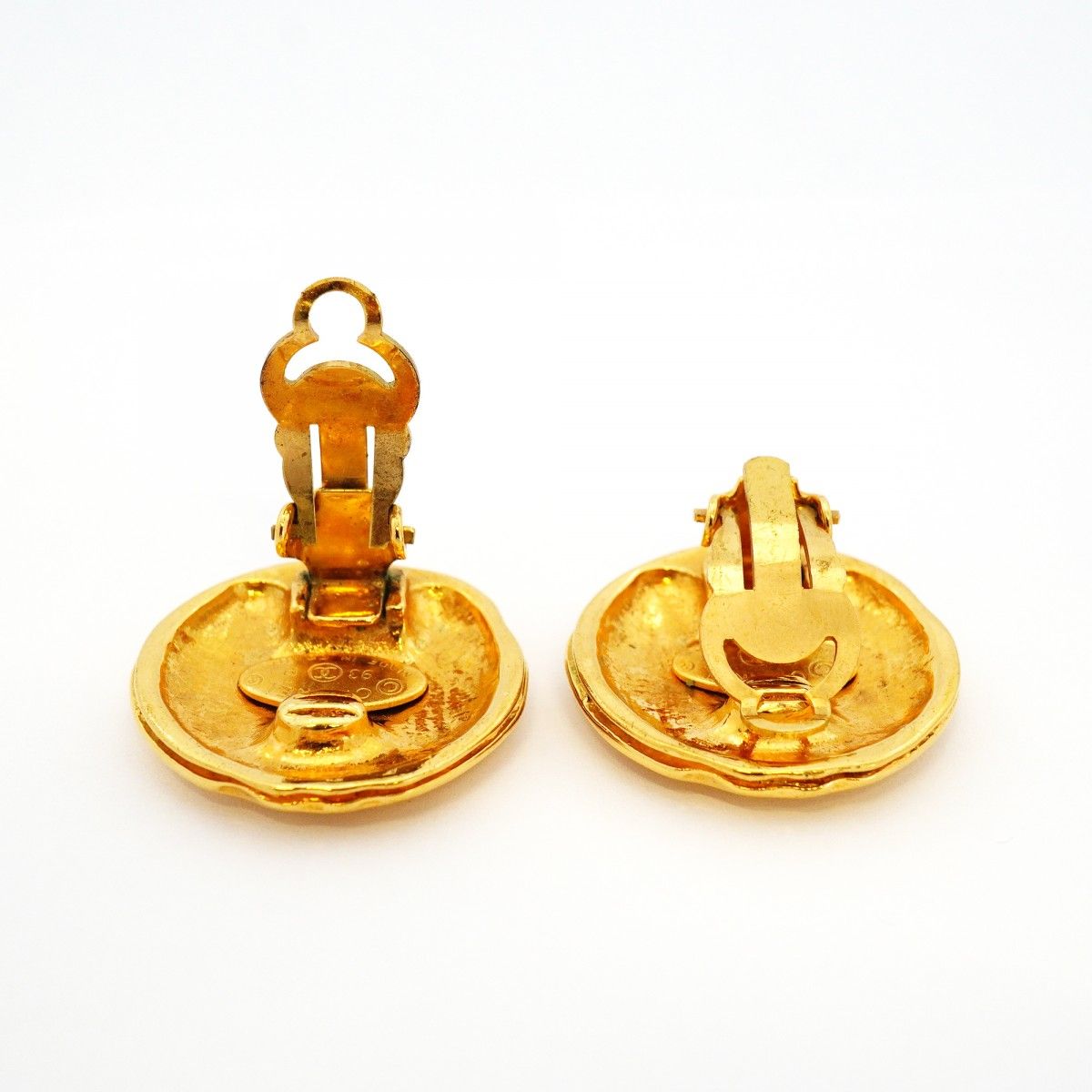 Chanel Earrings Vintage CC Logo Gold Plated — view 3
