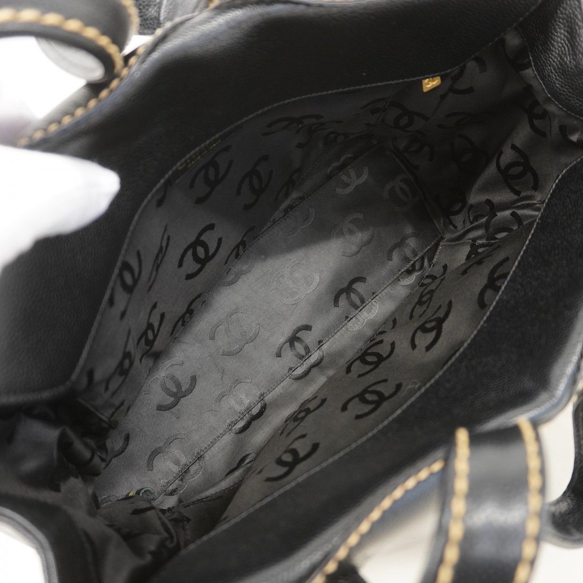 Chanel Tote Wild Stitch Caviar Leather Black Gold — view 4