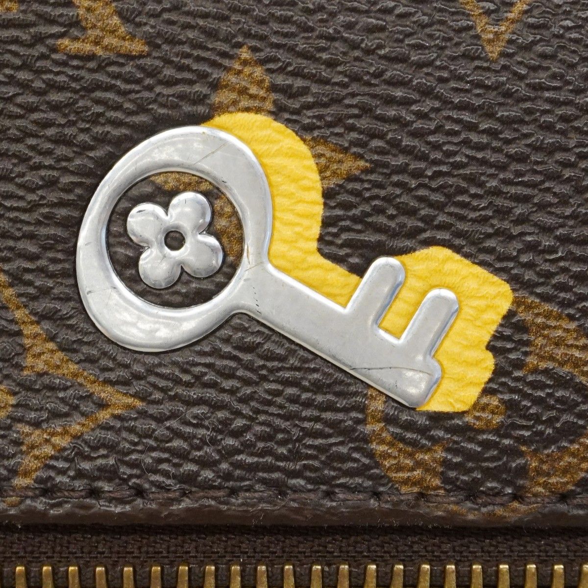 Louis Vuitton Handbag Monogram Love Lock Pochette Metis MM Brown 2-Way — view 9