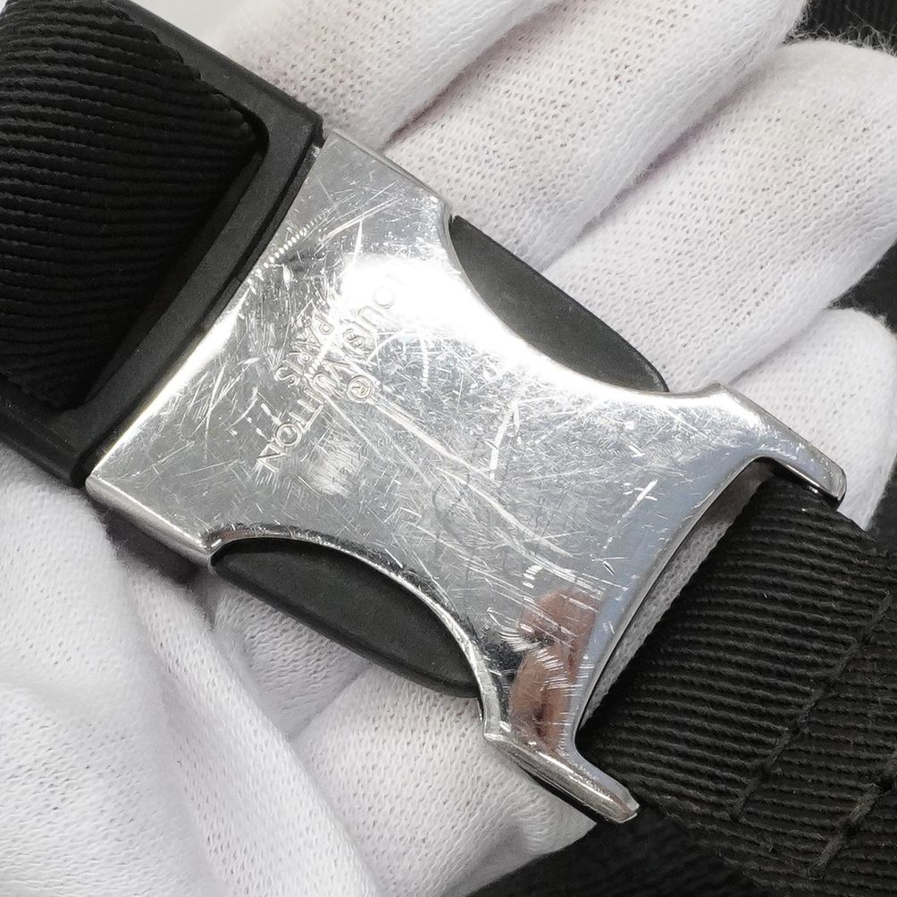 Louis Vuitton Waist Bag Taigarama Outdoor Noir — view 8