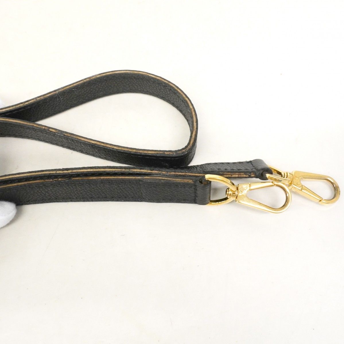 Louis Vuitton Handbag Monogram Empreinte Bastille MM Noir 2-Way — view 7