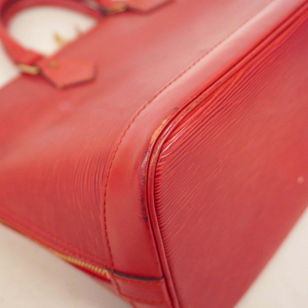 Louis Vuitton Handbag Epi Alma Castilian — view 7