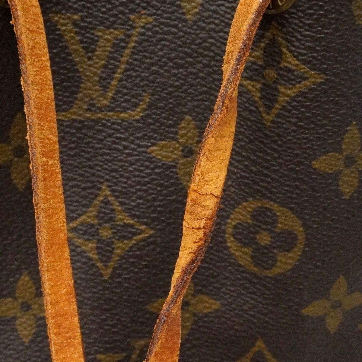 Louis Vuitton Shoulder Bag Monogram Petit Noe Brown — view 8