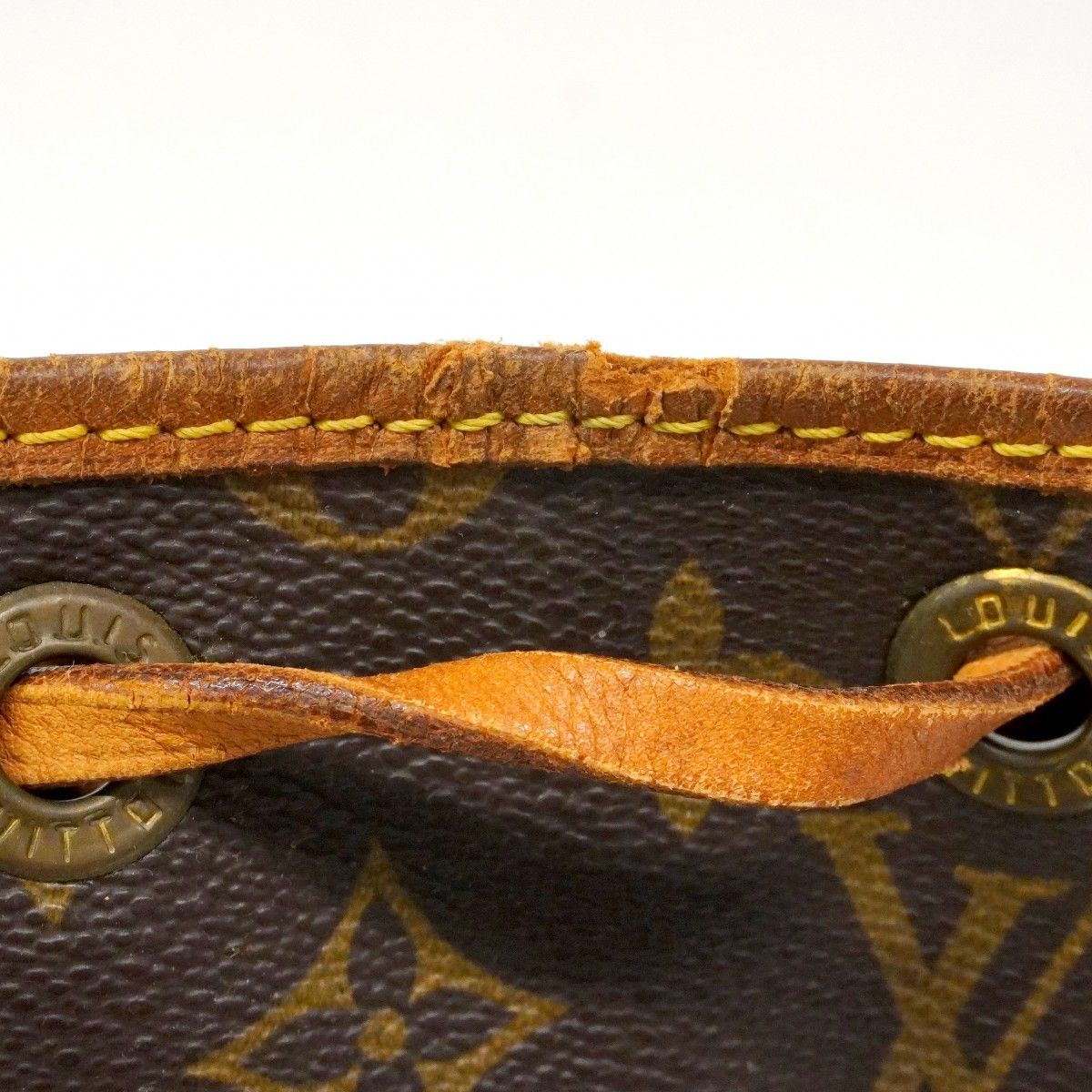 Louis Vuitton Shoulder Bag Monogram Petit Noe Brown — view 7