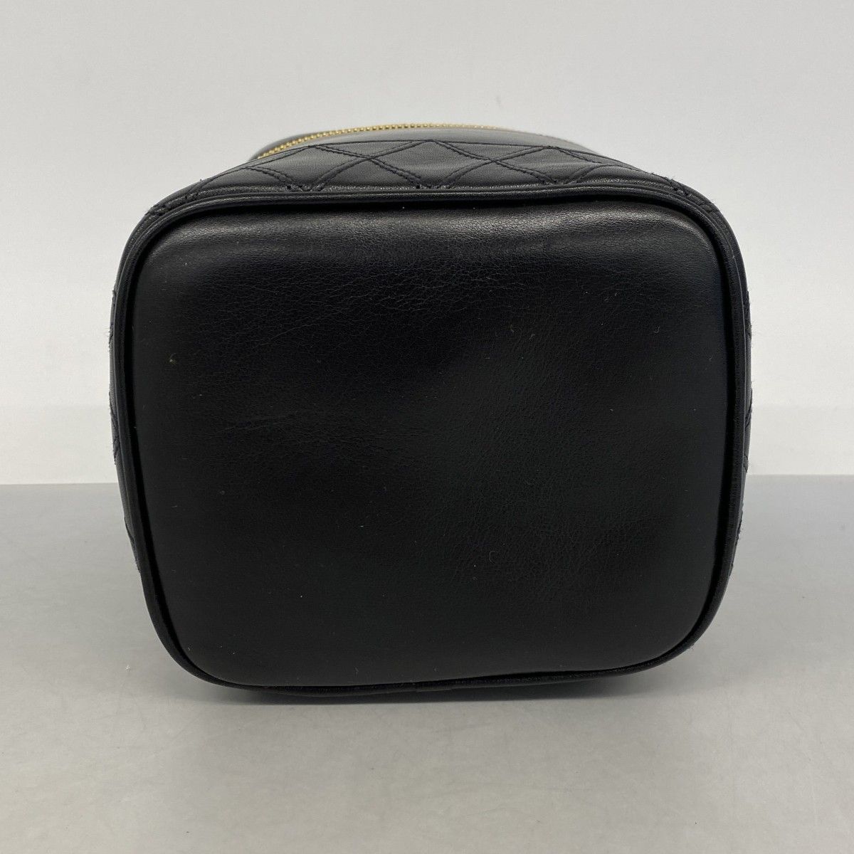 Chanel Vanity Bag Bicolor Lambskin Black Gold — view 3
