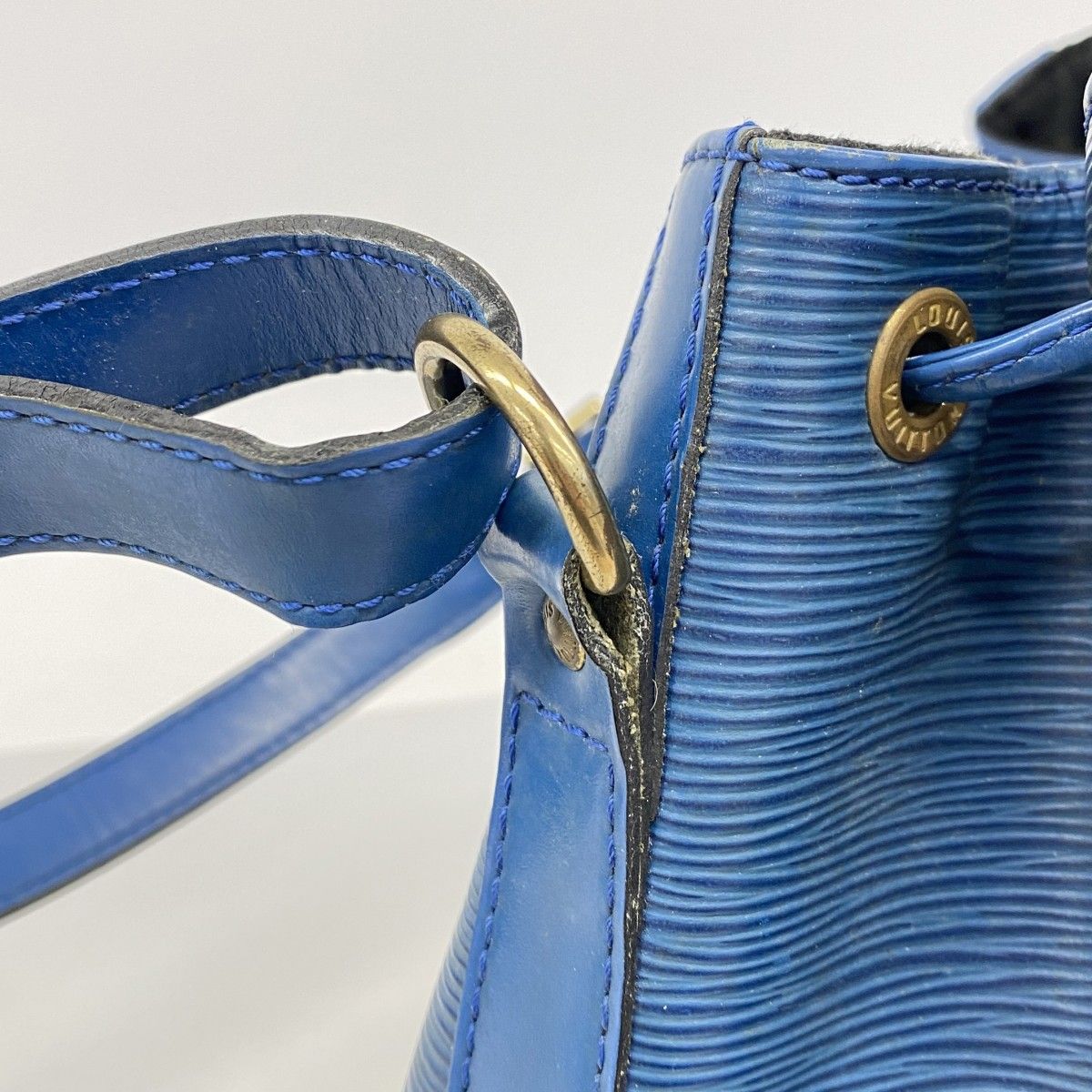 Louis Vuitton Shoulder Bag Epi Petit Noe Toledo Blue — view 8