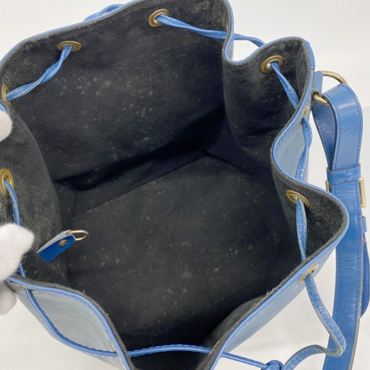 Louis Vuitton Shoulder Bag Epi Petit Noe Toledo Blue — view 4