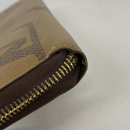 Louis Vuitton Wallet Monogram Giant Reverse Zippy Brown — view 6