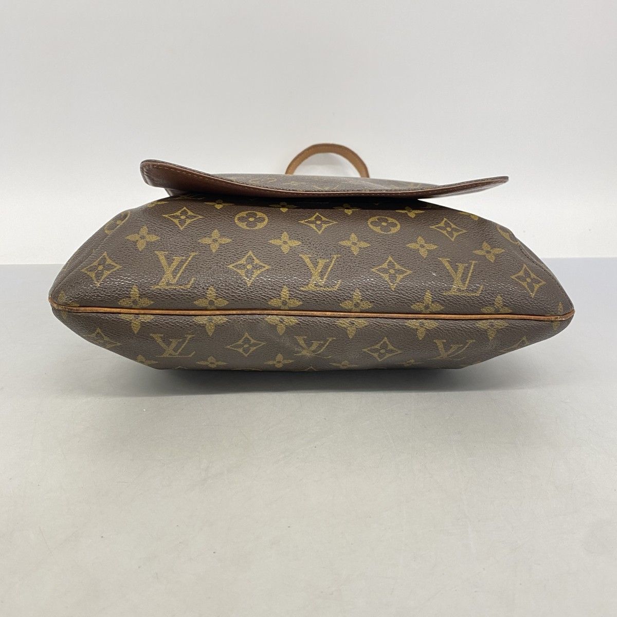 Louis Vuitton Shoulder Bag Monogram Musette Brown — view 3