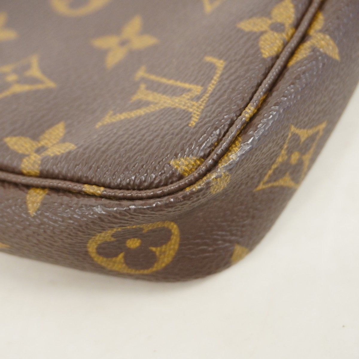 Louis Vuitton Pouch Monogram Pochette Brown — view 9