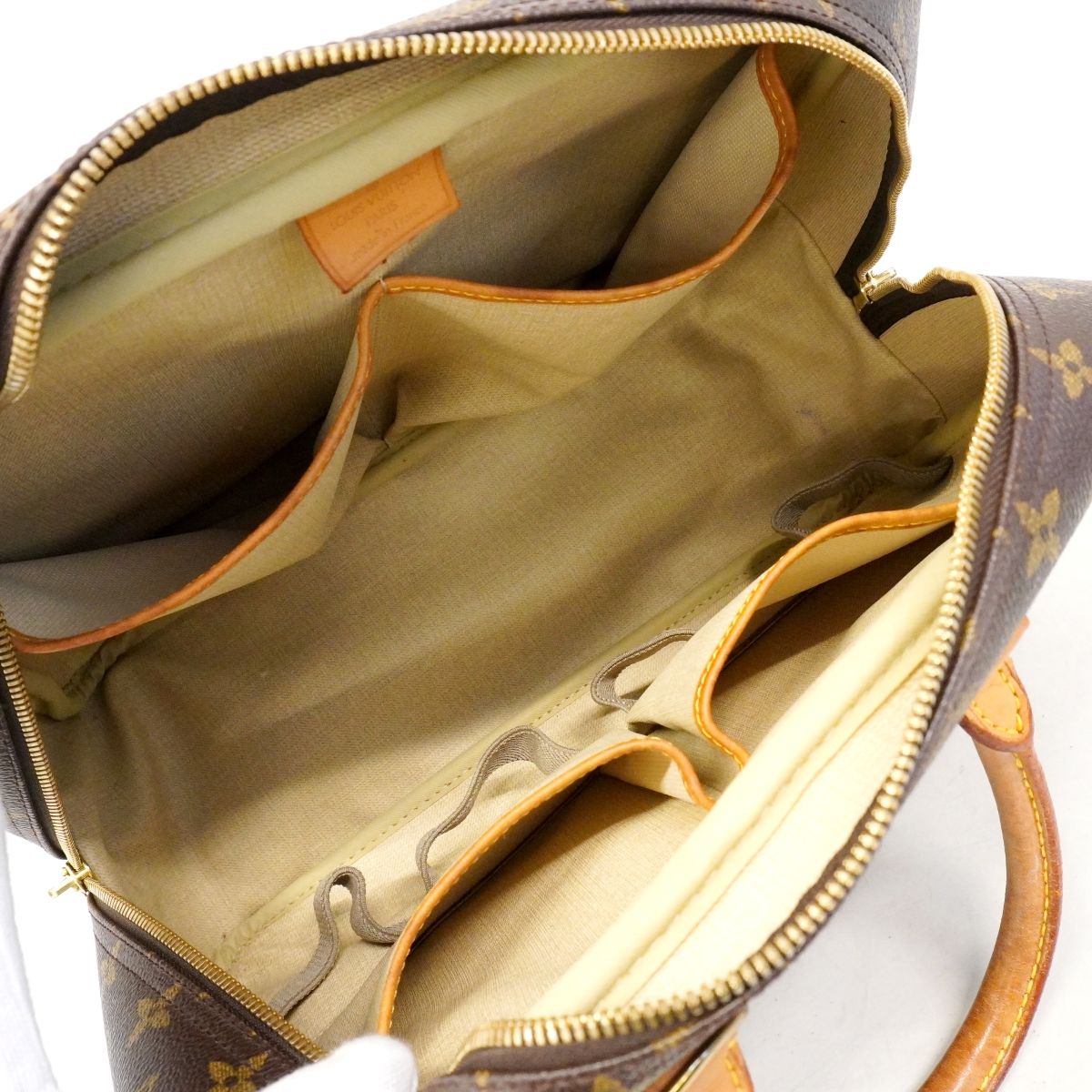 Louis Vuitton Handbag Monogram Deauville Brown — view 4