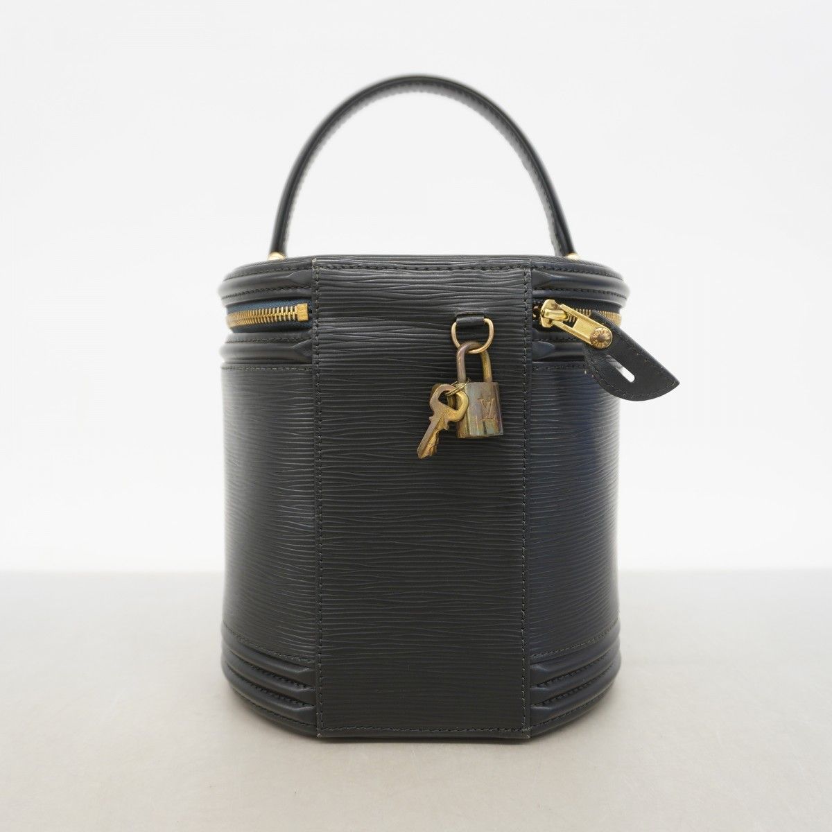 Louis Vuitton Handbag Epi Cannes Noir — view 9