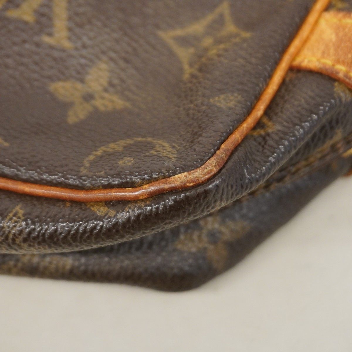 Louis Vuitton Clutch Monogram Compiegne 28 Brown — view 8