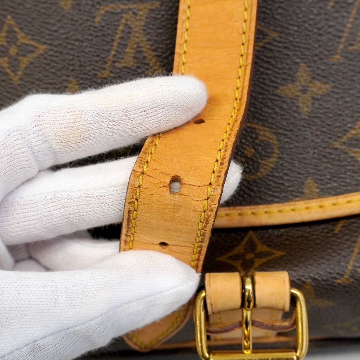 Louis Vuitton Shoulder Bag Monogram Saumur 35 Brown — view 7
