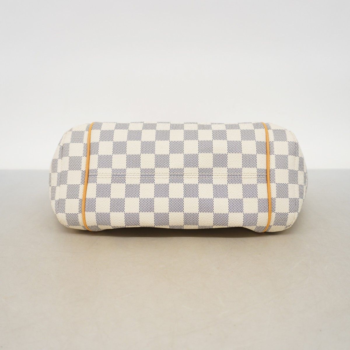 Louis Vuitton Tote Damier Azur Totally PM White — view 3