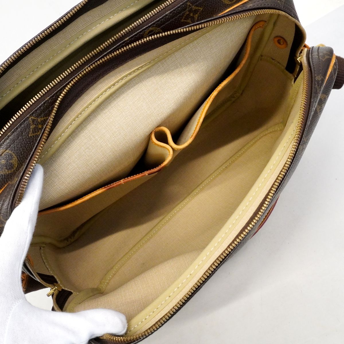 Louis Vuitton Shoulder Bag Monogram Reporter GM Brown — view 4