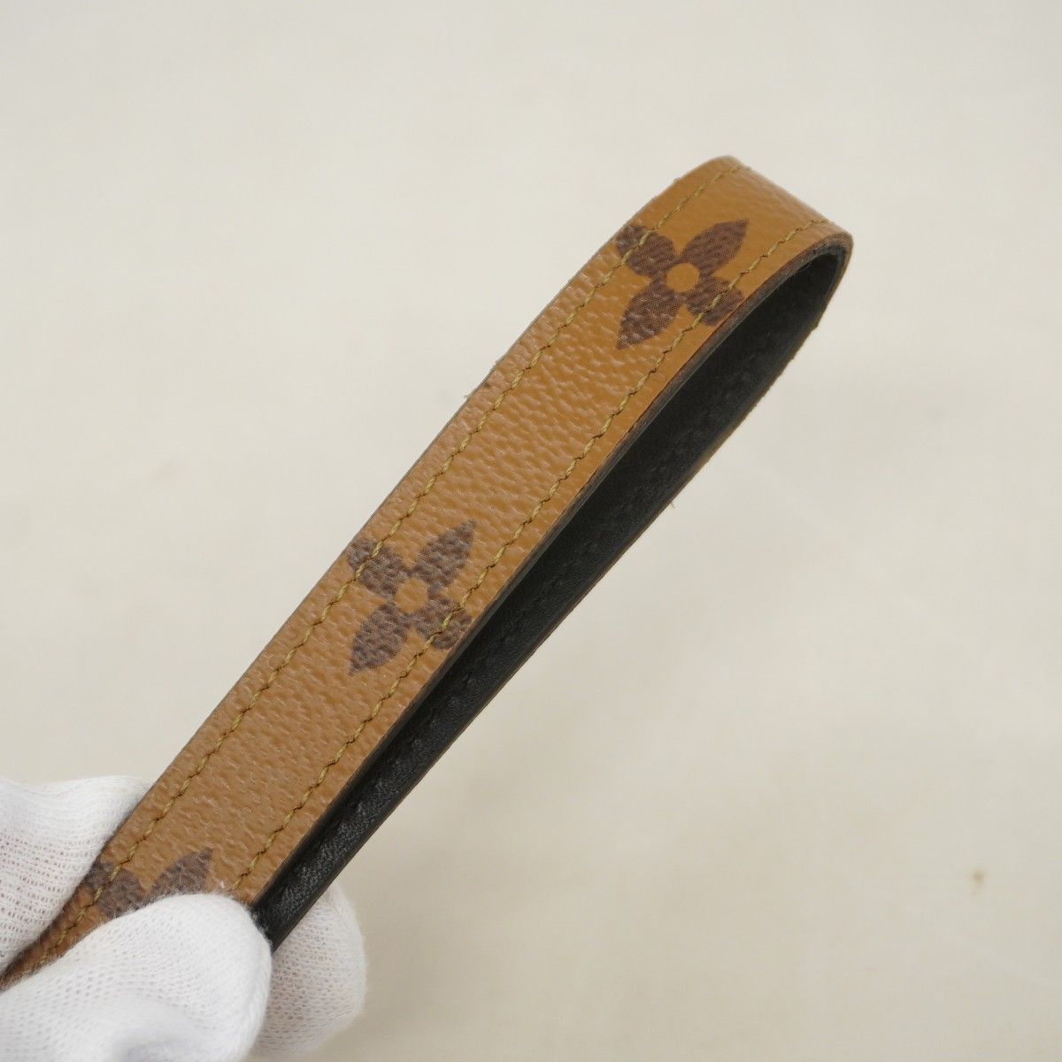 Louis Vuitton Pouch Monogram Giant Reverse Pochette Trio Brown — view 7