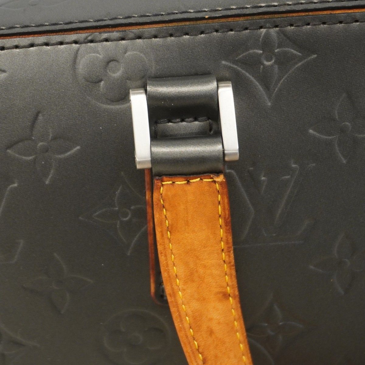 Louis Vuitton Handbag Monogram Matt Shelton Noir — view 8