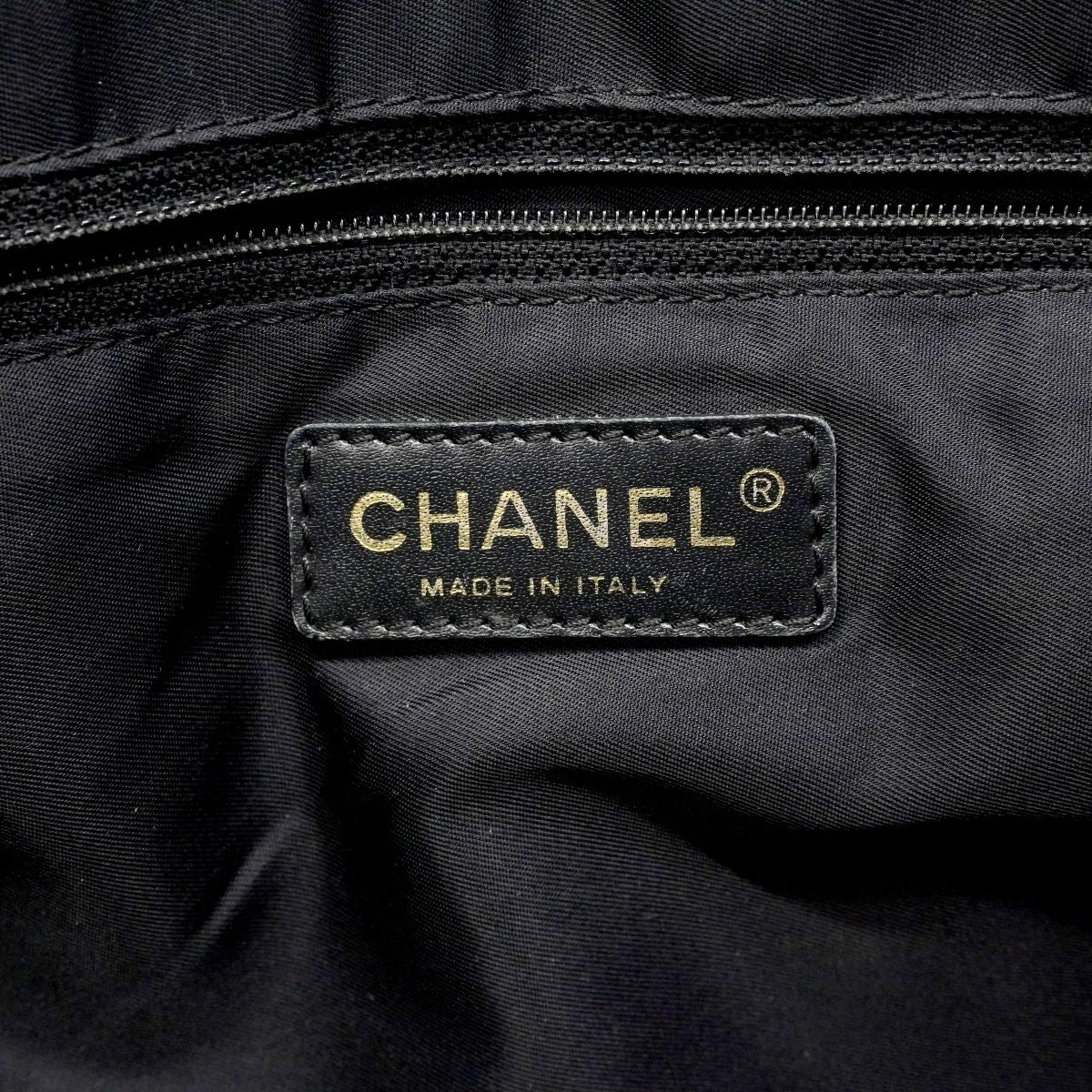 Chanel Tote Nu Travel Nylon Black Silver — view 5