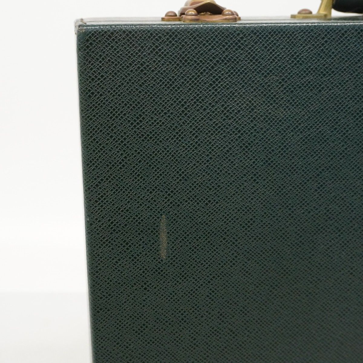 Louis Vuitton Attache Case Taiga Dipolomat 42 Epi Sea Shoulder — view 9