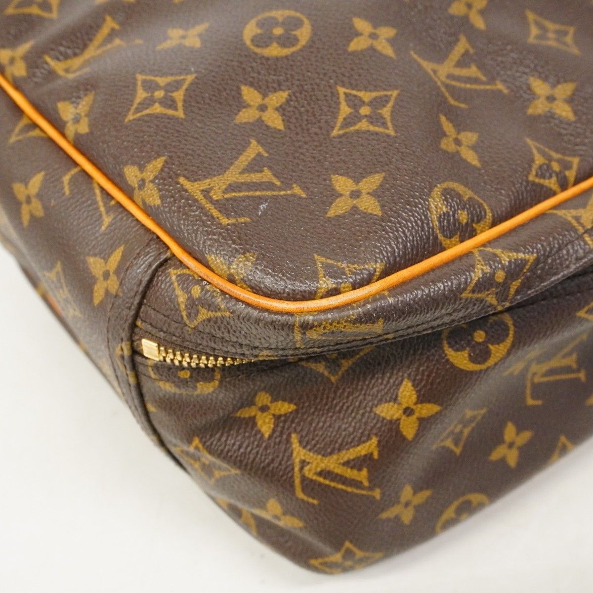 Louis Vuitton Handbag Monogram Excursion Brown — view 6